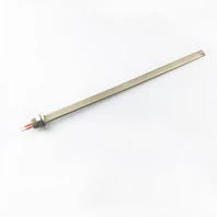 How does the thickness of a flat cartridge heater affect its performance?